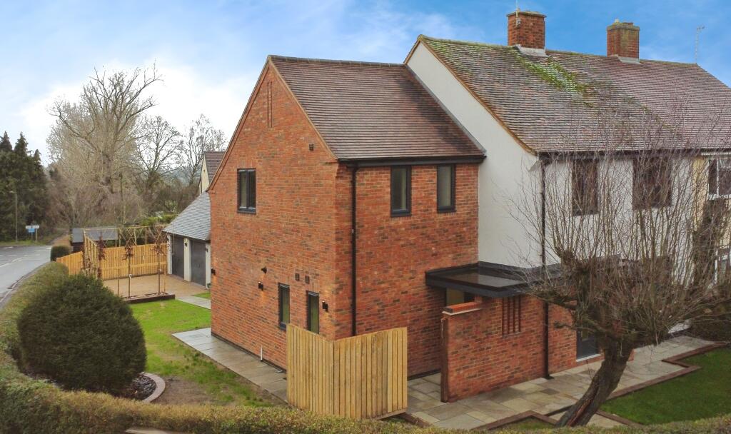 Main image of property: Nettlefold Crescent, Melbourne, DE73