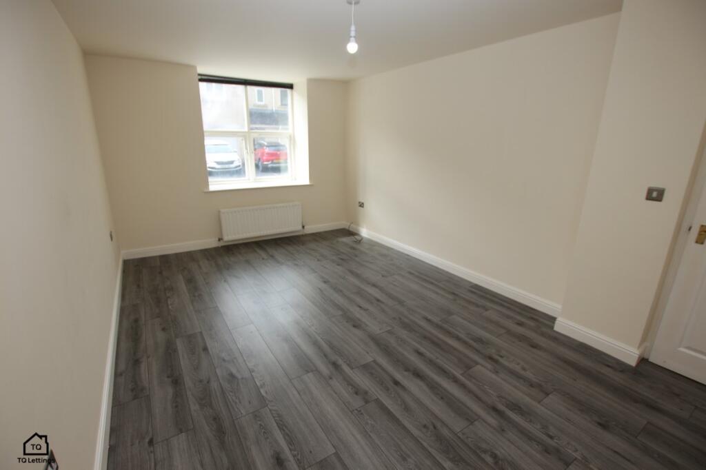Apartment in Huddersfield - View 2