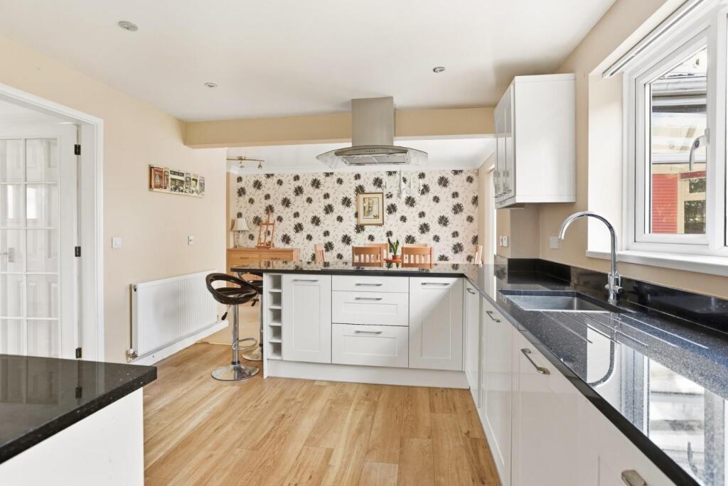 House in Stratford-on-Avon, Stratford-upon-Avon - View 5