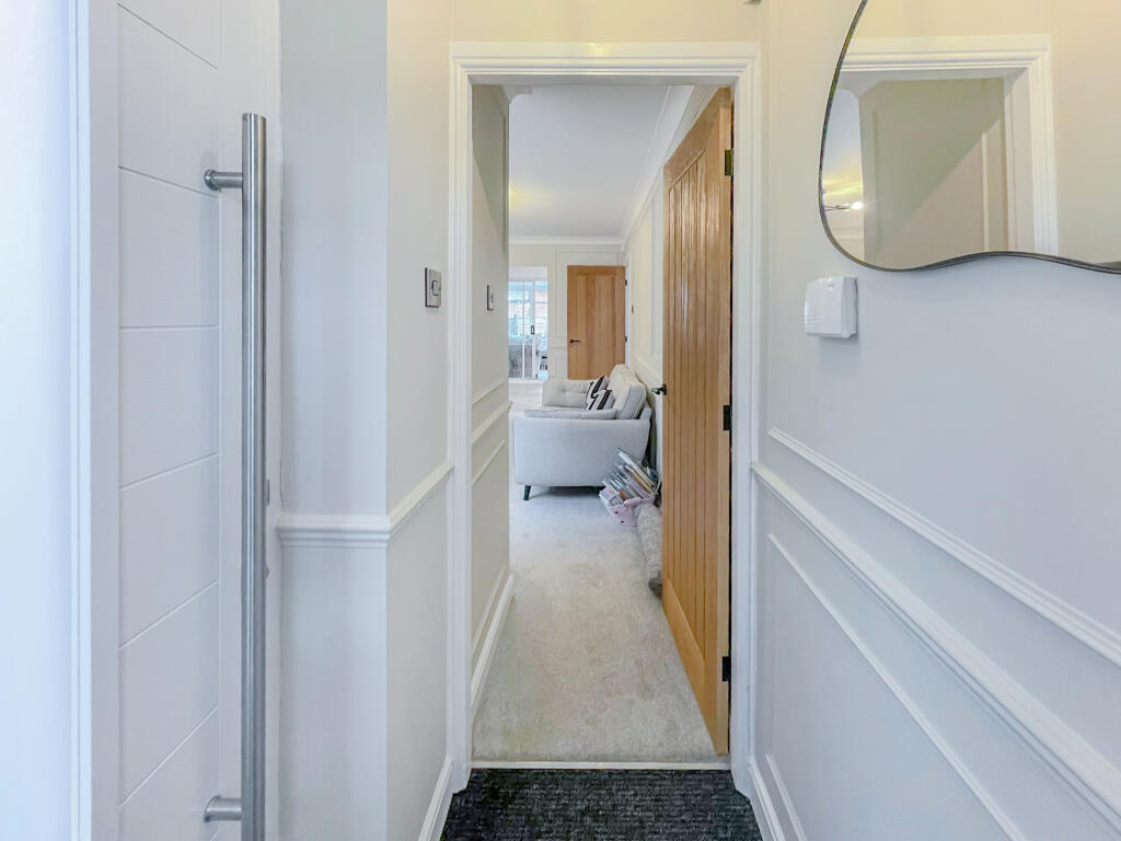 House in Huddersfield - View 5