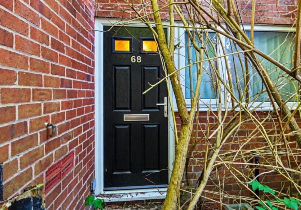 Main image of property: 68 Cotton Hill, Manchester, Lancashire, M20 4XR