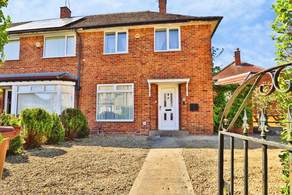 Main image of property: Fillingfir Road, Leeds, LS16