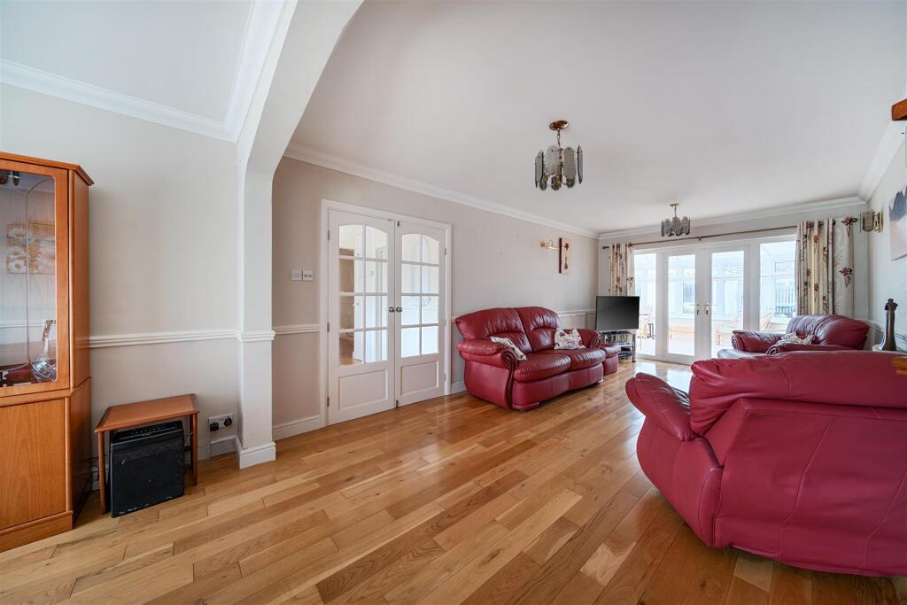 House in Gosport, Alverstoke - View 3