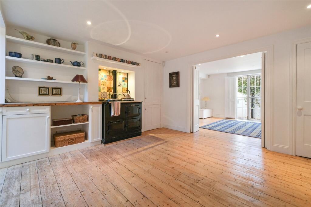 Mary Street, Islington, London, N1 - More