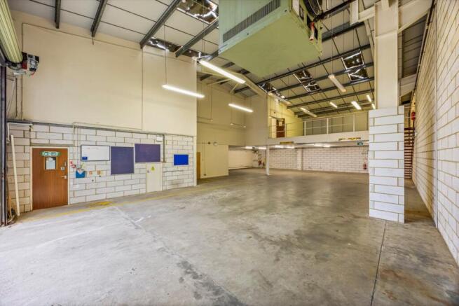 Cyril Richings Buisness Centre, Unit 2-005.JPG