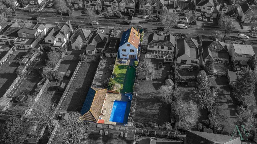 Main image of property: Connaught Avenue, Grays