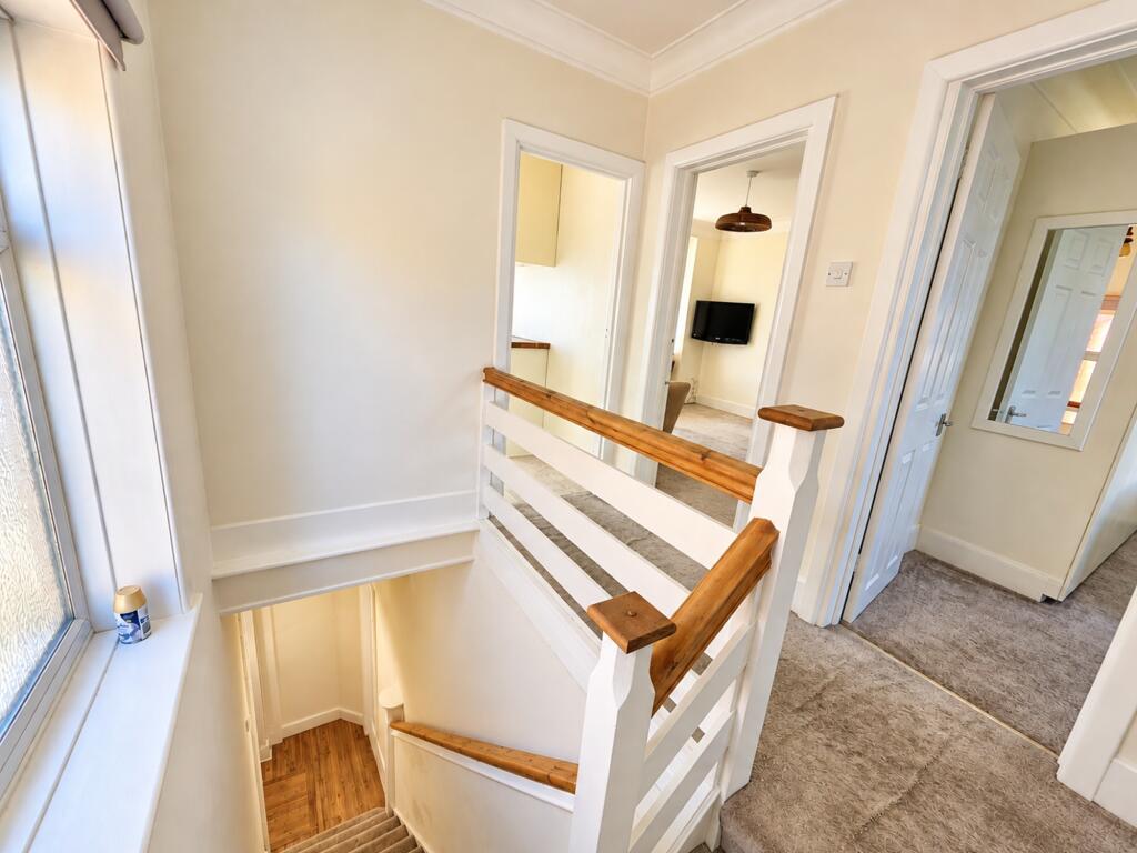 Apartment in Bournemouth, Charminster - More