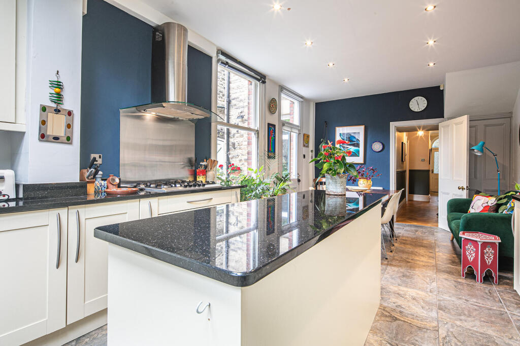 House in Sheffield, South Yorkshire - View 5
