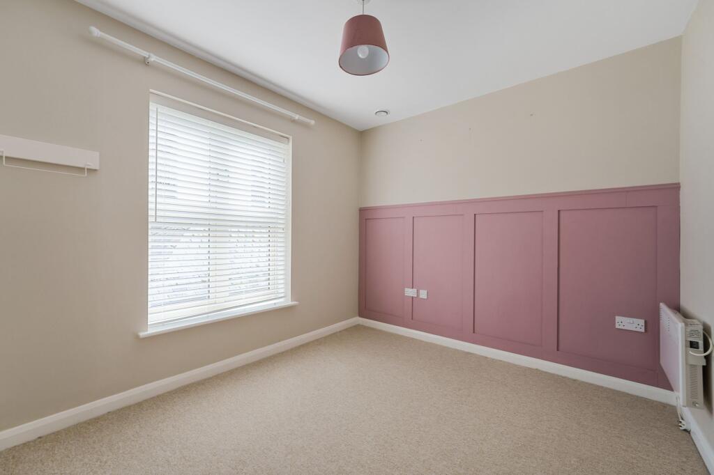 Apartment in West Oxfordshire, Witney - View 5