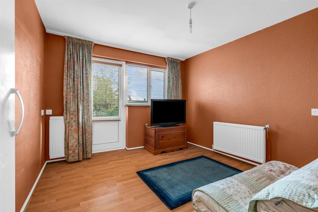 Hawbush Rise, Welwyn photo 2