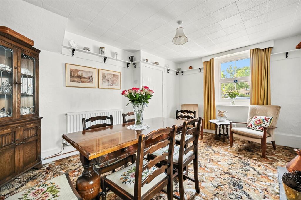 The Causeway, Eyam, Hope Valley image 3