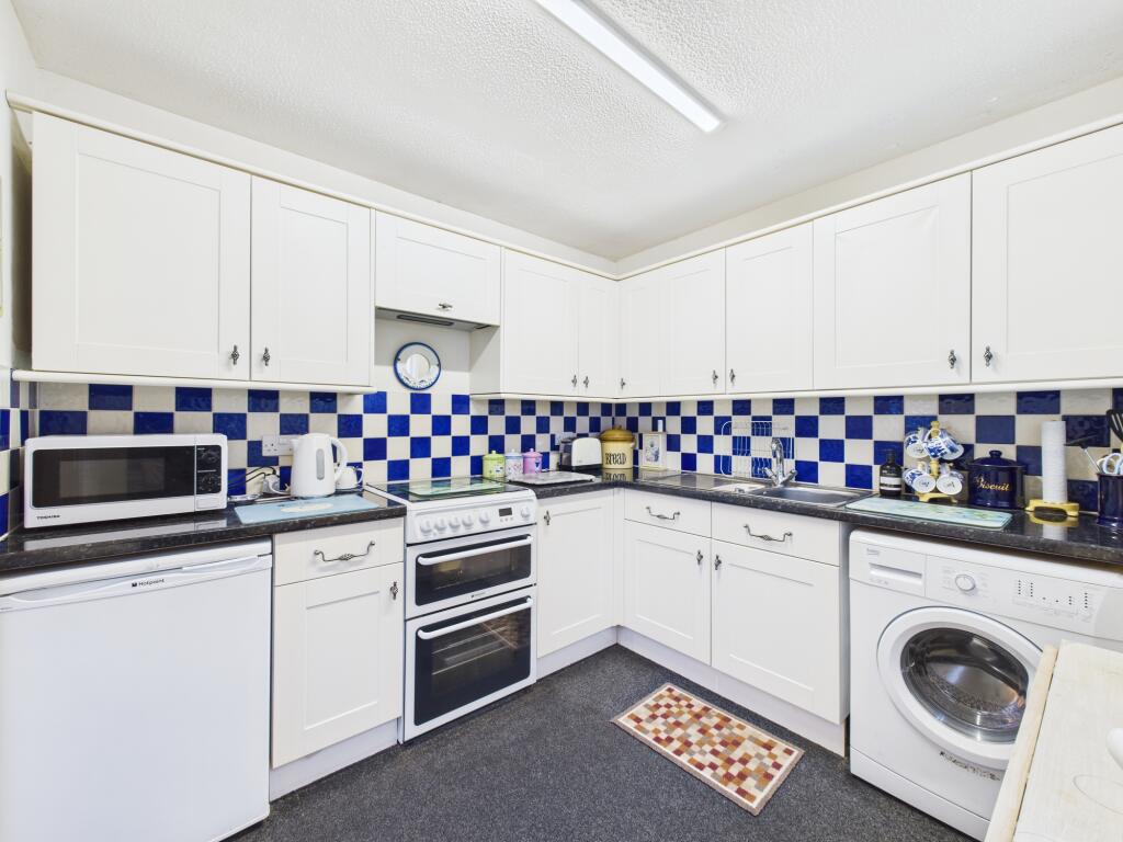 Kirkistown Close, Alvaston photo 3