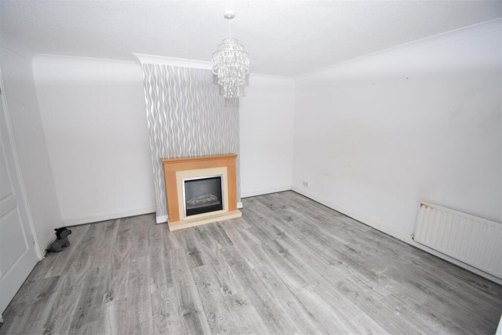Helmsley Close, Ferryhill photo 4