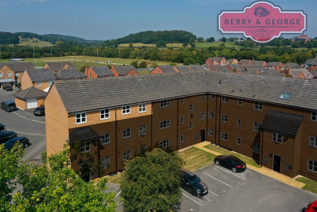 2-bed flat on Tai Maes, Mold, CH7 1RW, £142,000