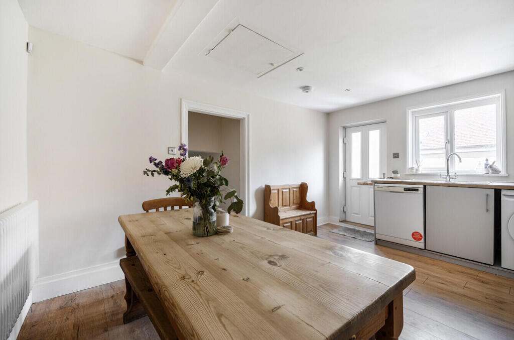 Apartment in Sevenoaks, Westerham - View 5