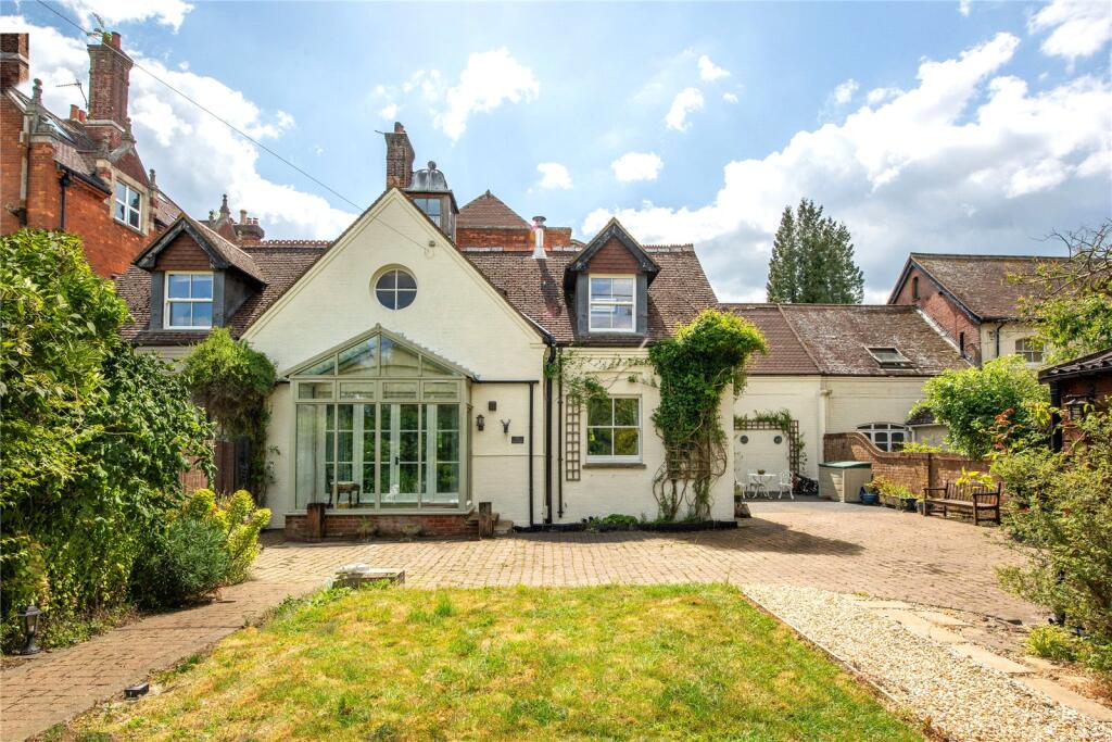 Main image of property: Ockley Road, Beare Green, Dorking, Surrey, RH5