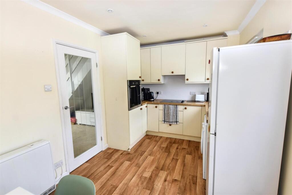 Pengeron Avenue, Tolvaddon, Redruth – pohled 5