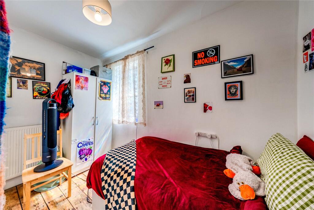 Apartment in London - View 4