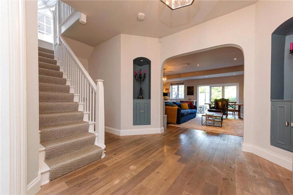 House in London - View 3