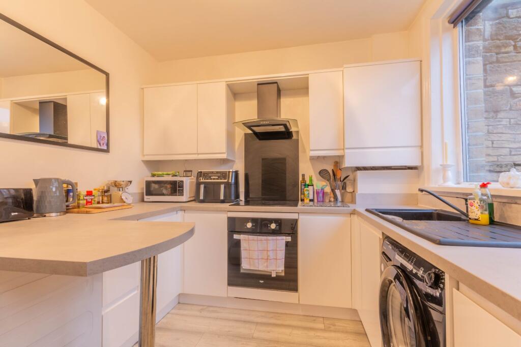 Additional image 4 of Hillside Road, Bingley, West Yorkshire, BD16