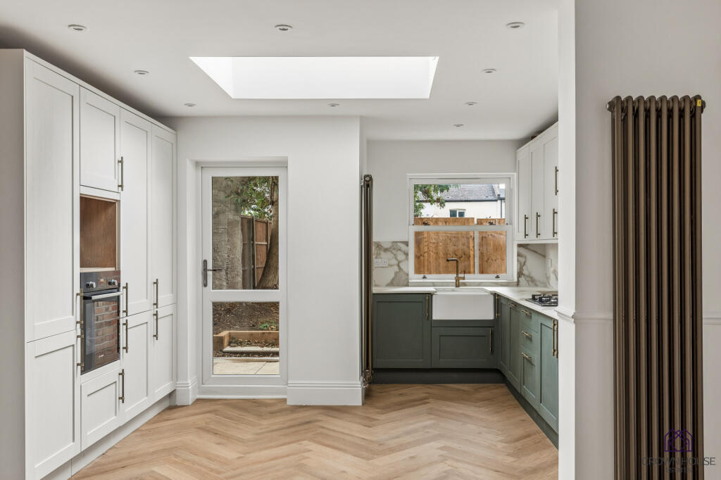 Apartment in London - View 4
