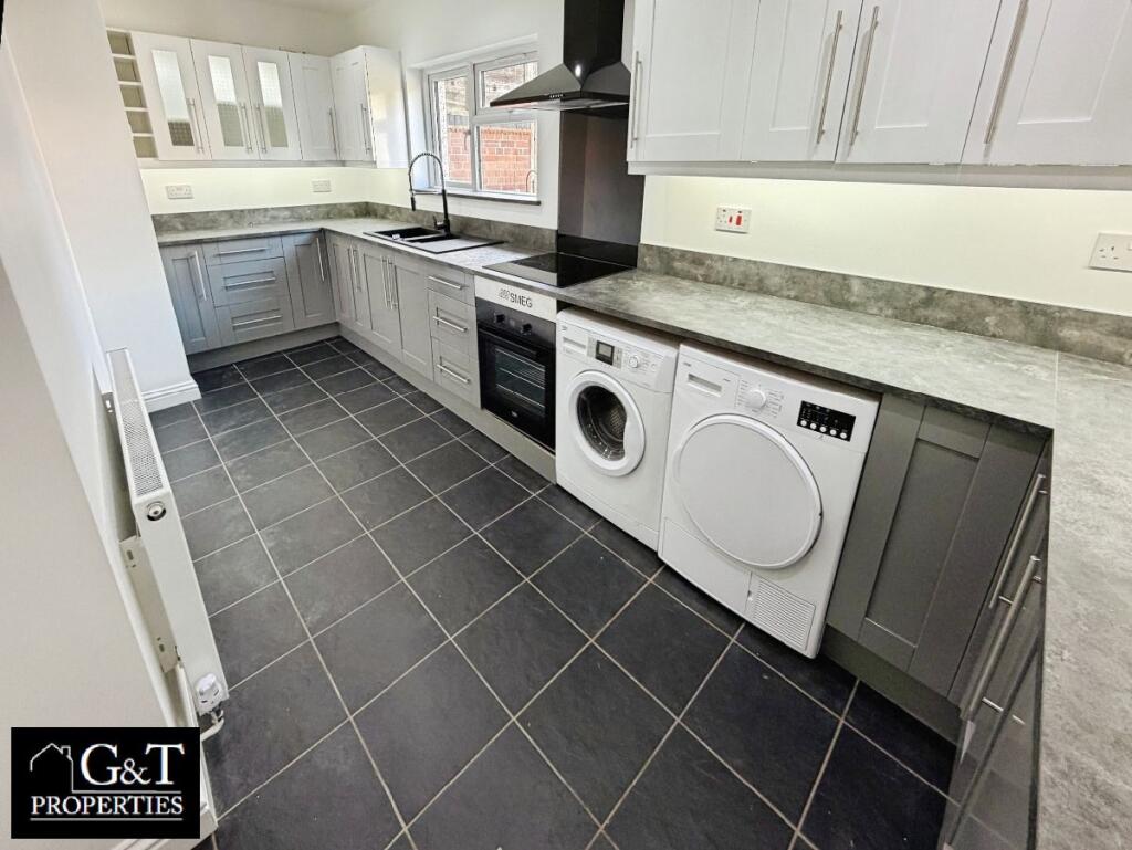 House in Dudley, Wrens Nest, Swan Village - View 5