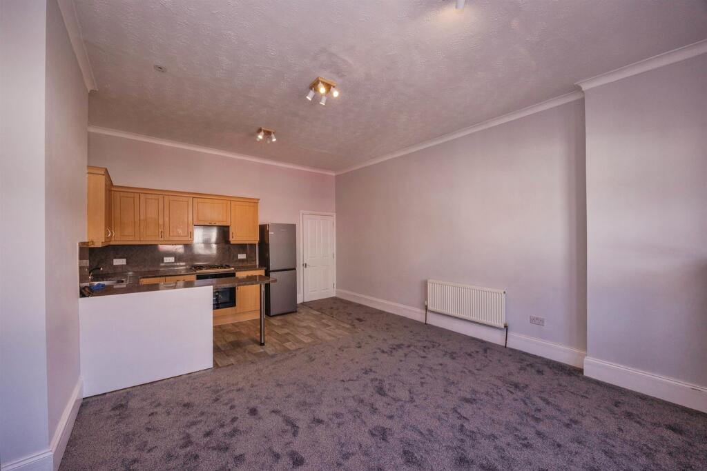 Apartment in Portsmouth, North End - View 5