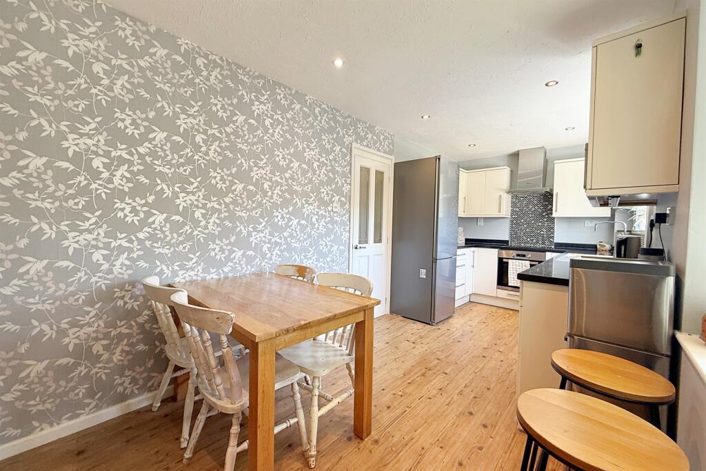 House in Bridport, Dorset - View 3