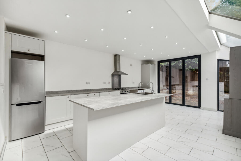 House in London - View 4