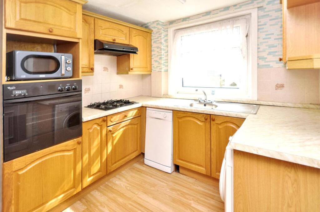 27 Snow Street, Girvan, South Ayrshire KA26 0DZ photo 4
