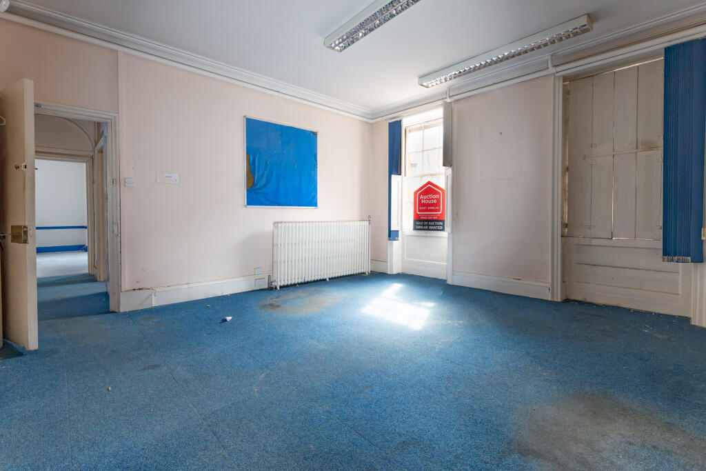 Apartment in Norwich - View 4