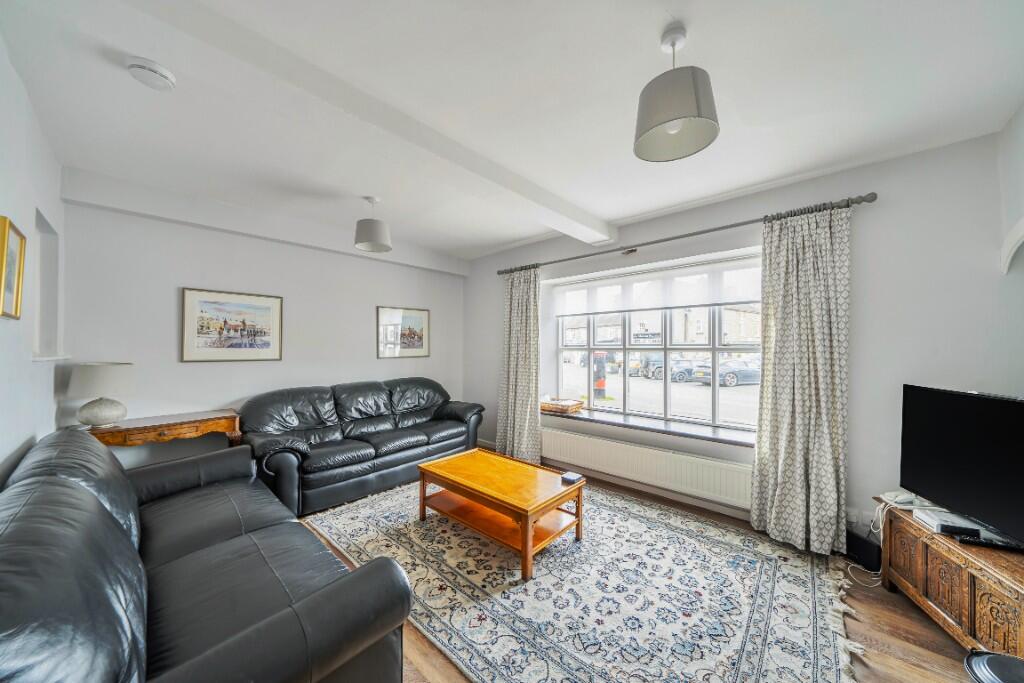 Merchants House, 6 Market Place, Masham, HG4 4EB - View 2