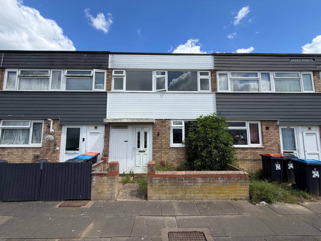 Main image of property: Bletchley, MK2