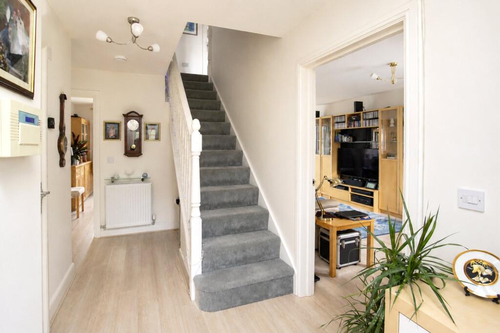 Main image of property: Chisholm Terrace, West Wick, Weston-super-Mare, Somerset, BS24