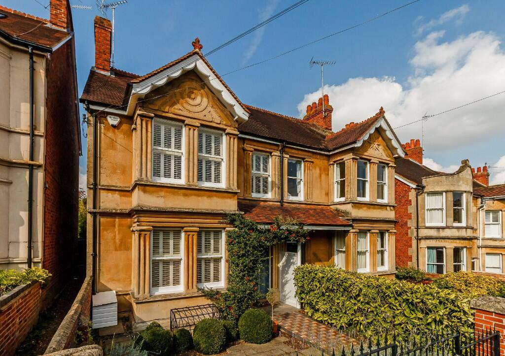 Main image of property: St. Andrews Road, Henley-On-Thames, Oxfordshire, RG9