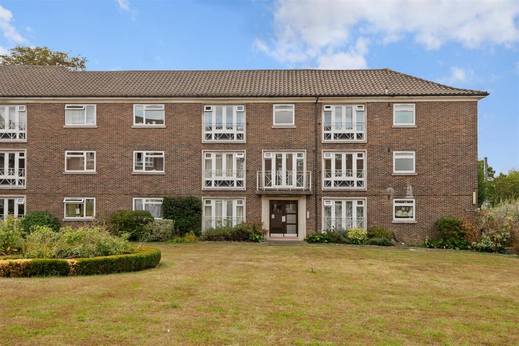 Main image of property: Addiscombe Road, Croydon