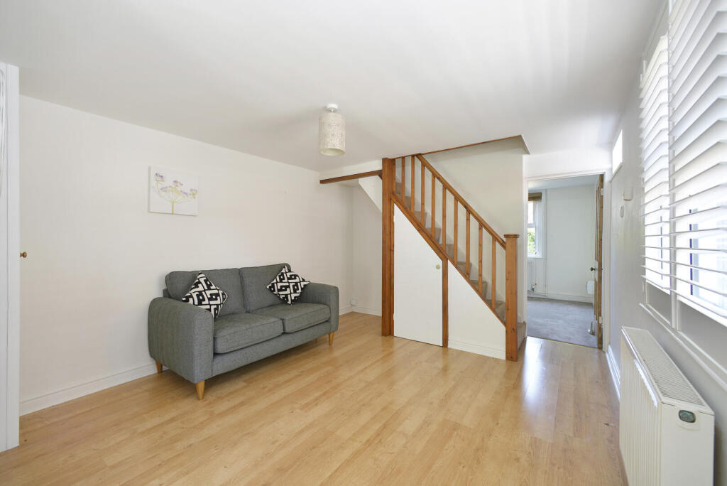 House in Guildford - View 4