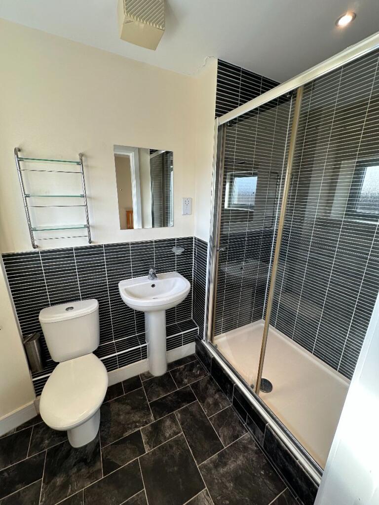 Apartment in Cambridge, Petersfield - View 3