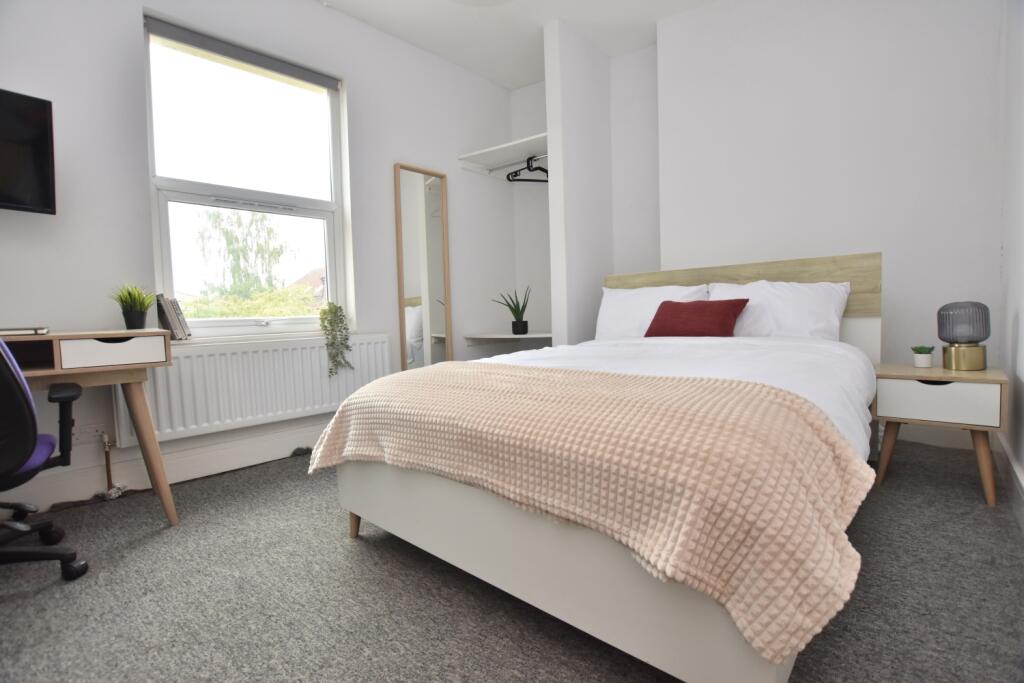 Main image of property: Hotwell Road, Bristol, BS8 4SA