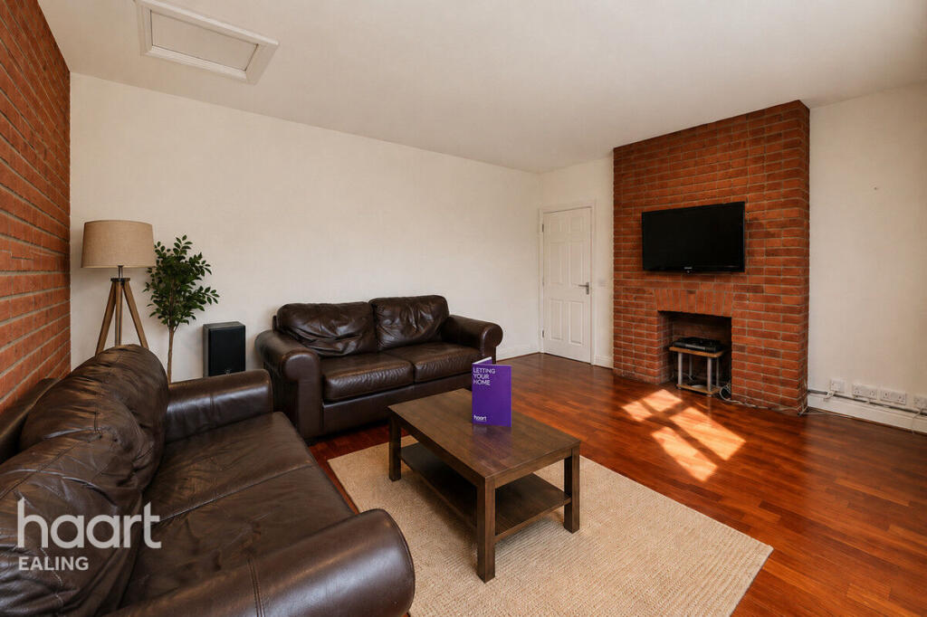 Apartment in London, Park Royal - View 2
