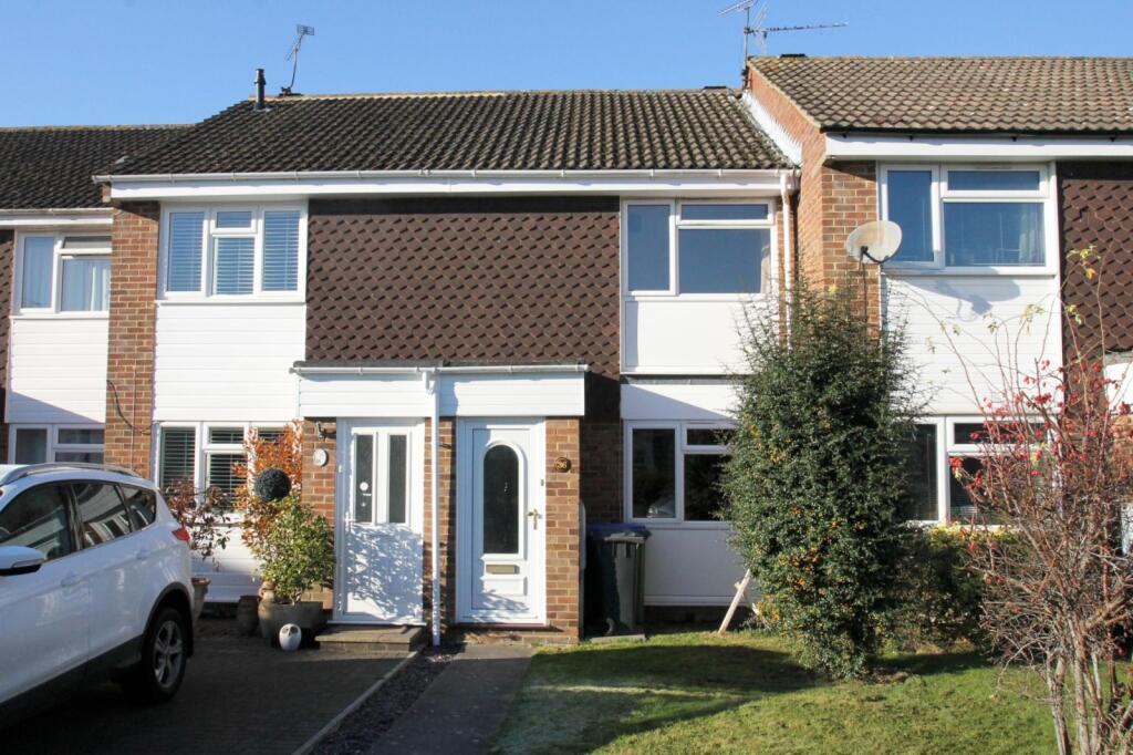 Main image of property: Owlscastle Close, Horsham, RH12 5YA, Horsham, RH12
