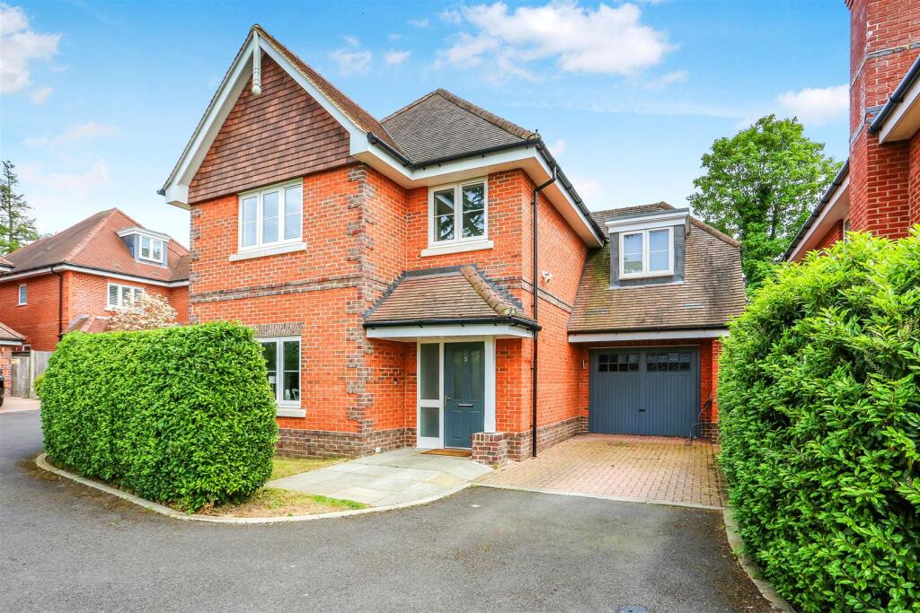 Main image of property: Brambling Close, Banstead