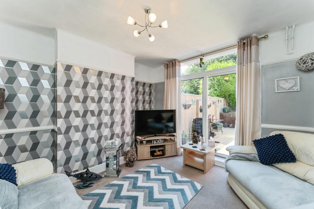 House in Flintshire, Holywell - View 5