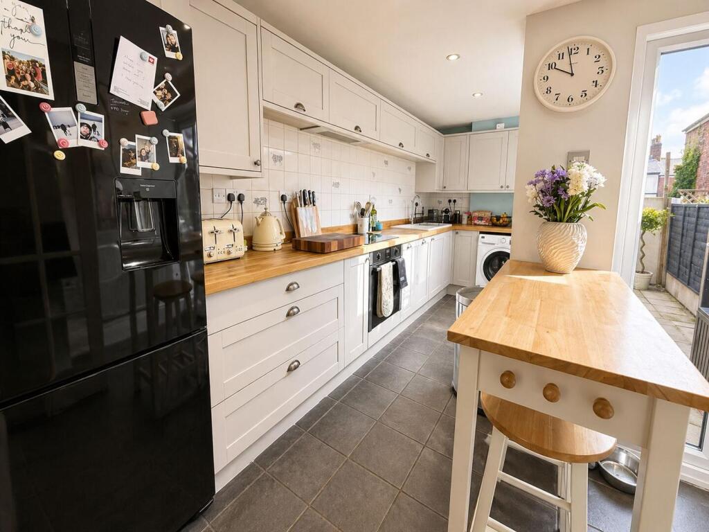 House in Stockport - View 5
