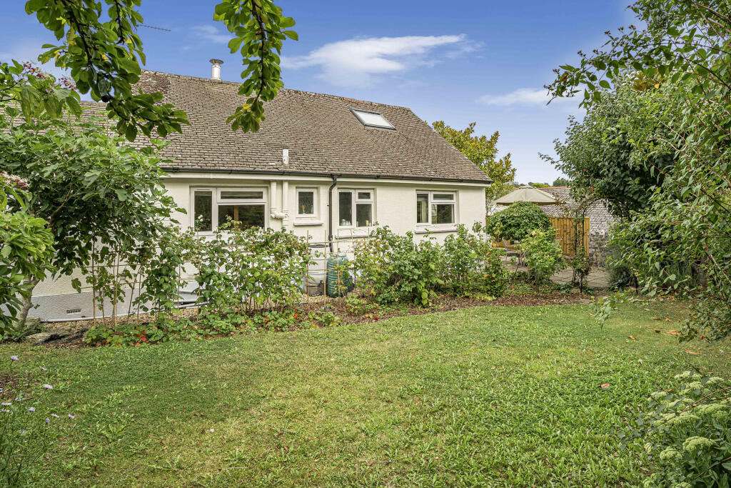 Main image of property: Sunnybank, Broadhempston, Totnes, Devon