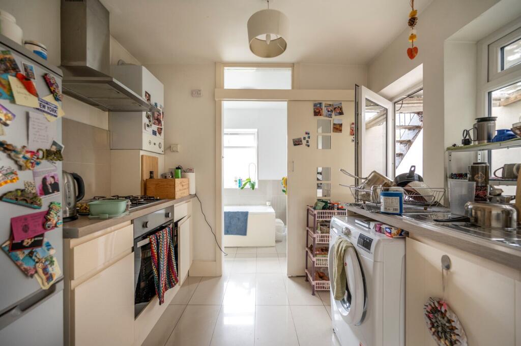House in London, Forest Gate - View 4