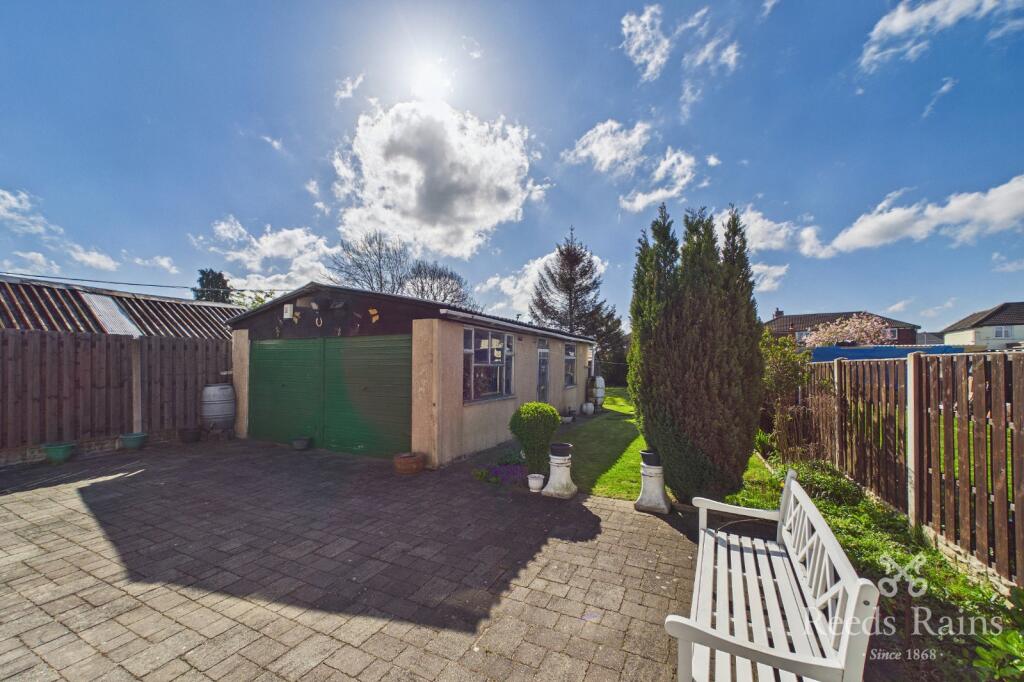 School Road, Thurcroft, Rotherham, South Yorkshire, S66 photo 2