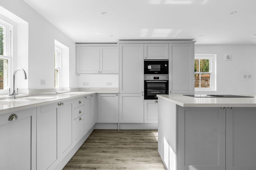 House in Stevenage - View 4