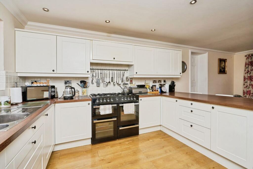 House in Ryde, Wootton Bridge - More