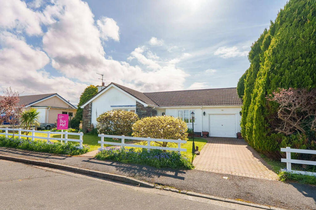 Main image of property: Mandaley, 17 Mountain View, Ballaugh